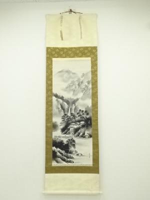 華萌筆　水墨山水　肉筆絹本掛軸（保護箱）